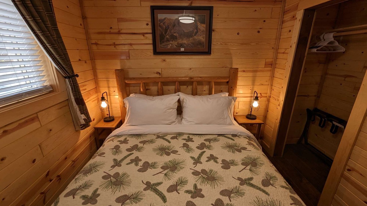 Photo of Bedroom in Gardiner