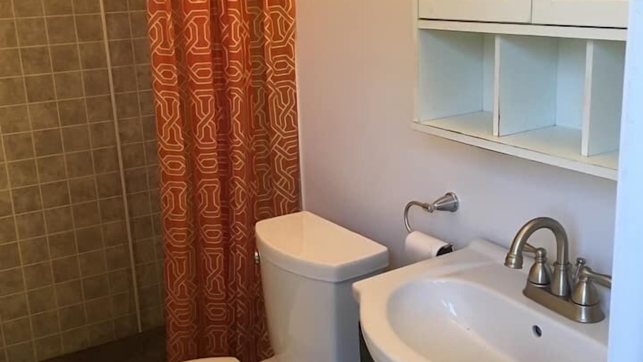 Photo of Bathroom in Olivehill