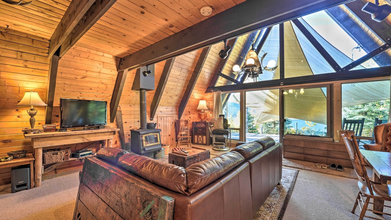 Photo of Livingroom in Irwin