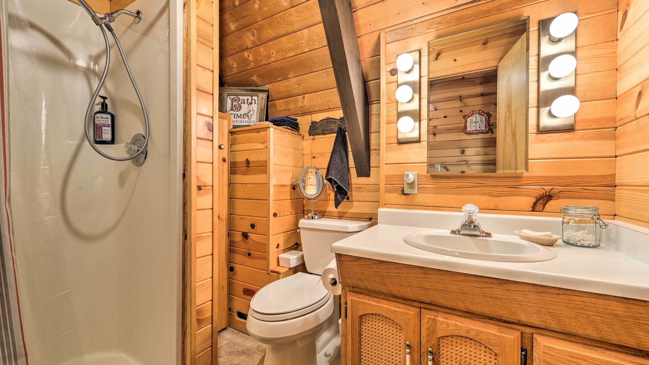Photo of Bathroom in Irwin