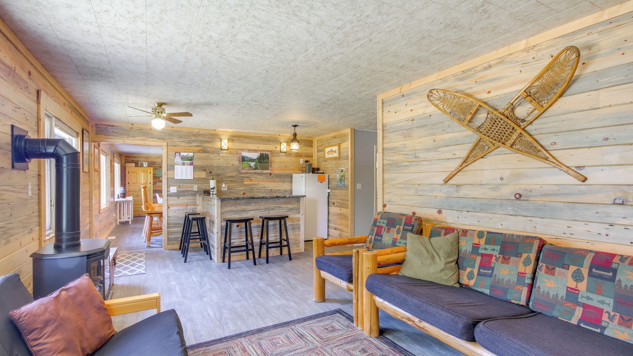 Photo of Livingroom in McLeod