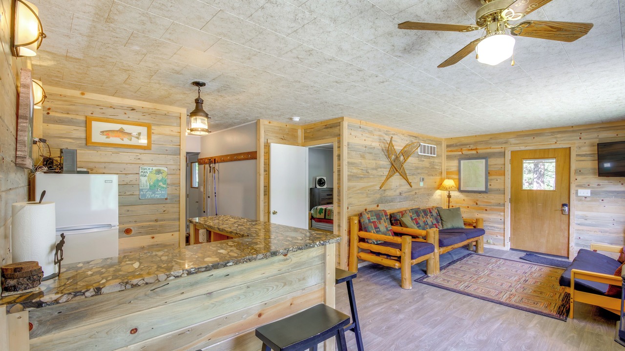 Photo of Livingroom in McLeod