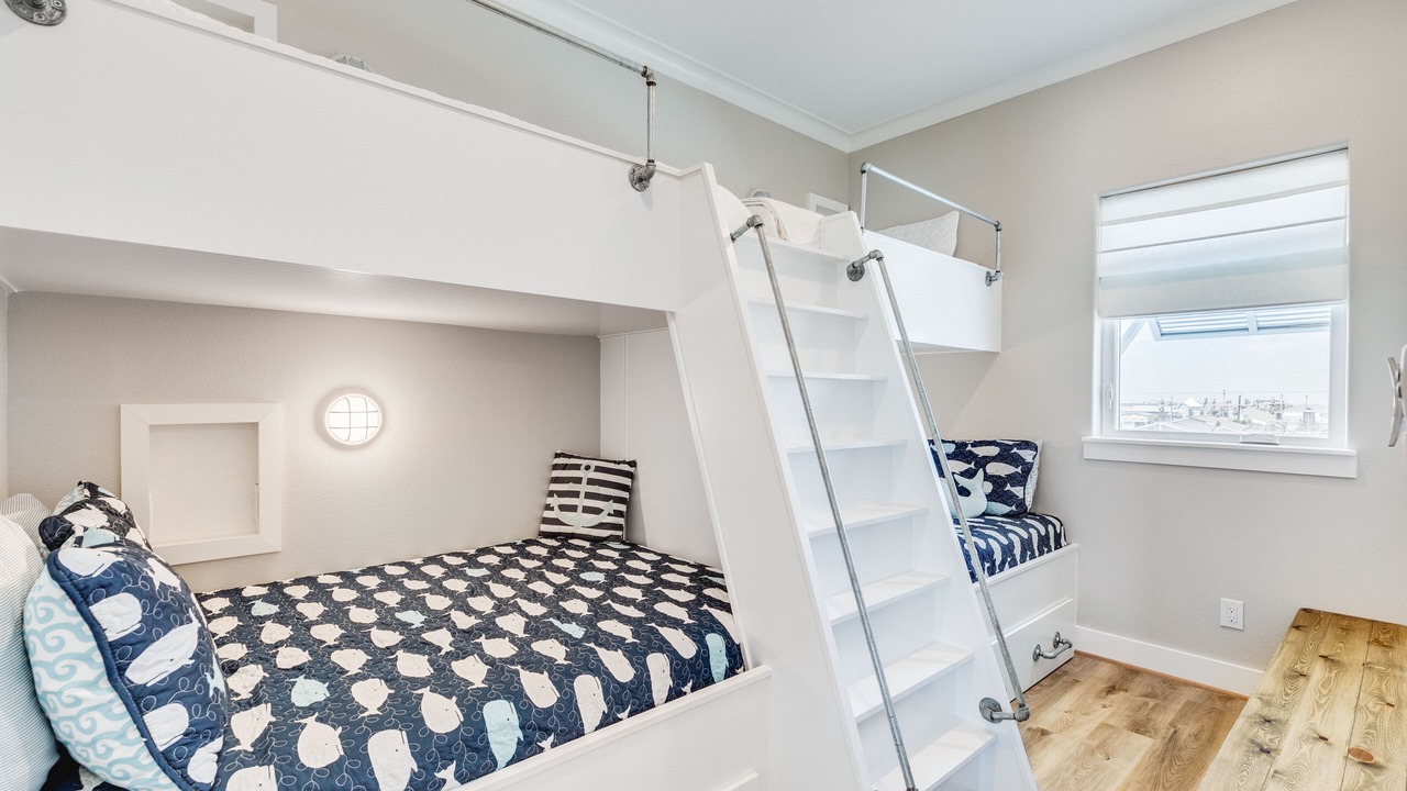 Photo of Bedroom in Galveston