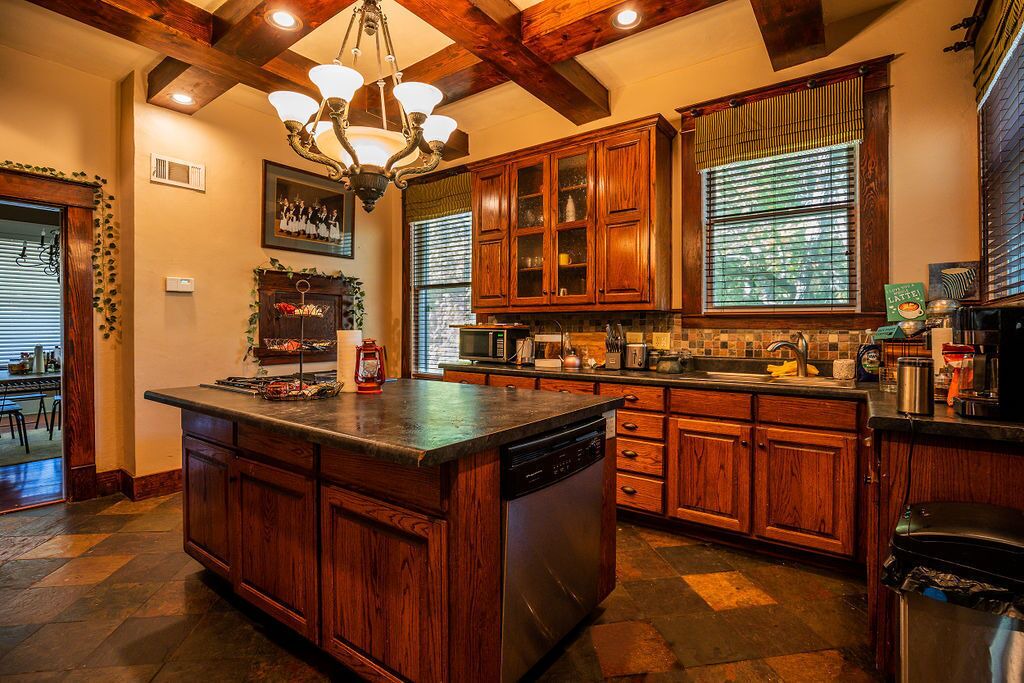 Photo of Kitchen in Sulphur Springs