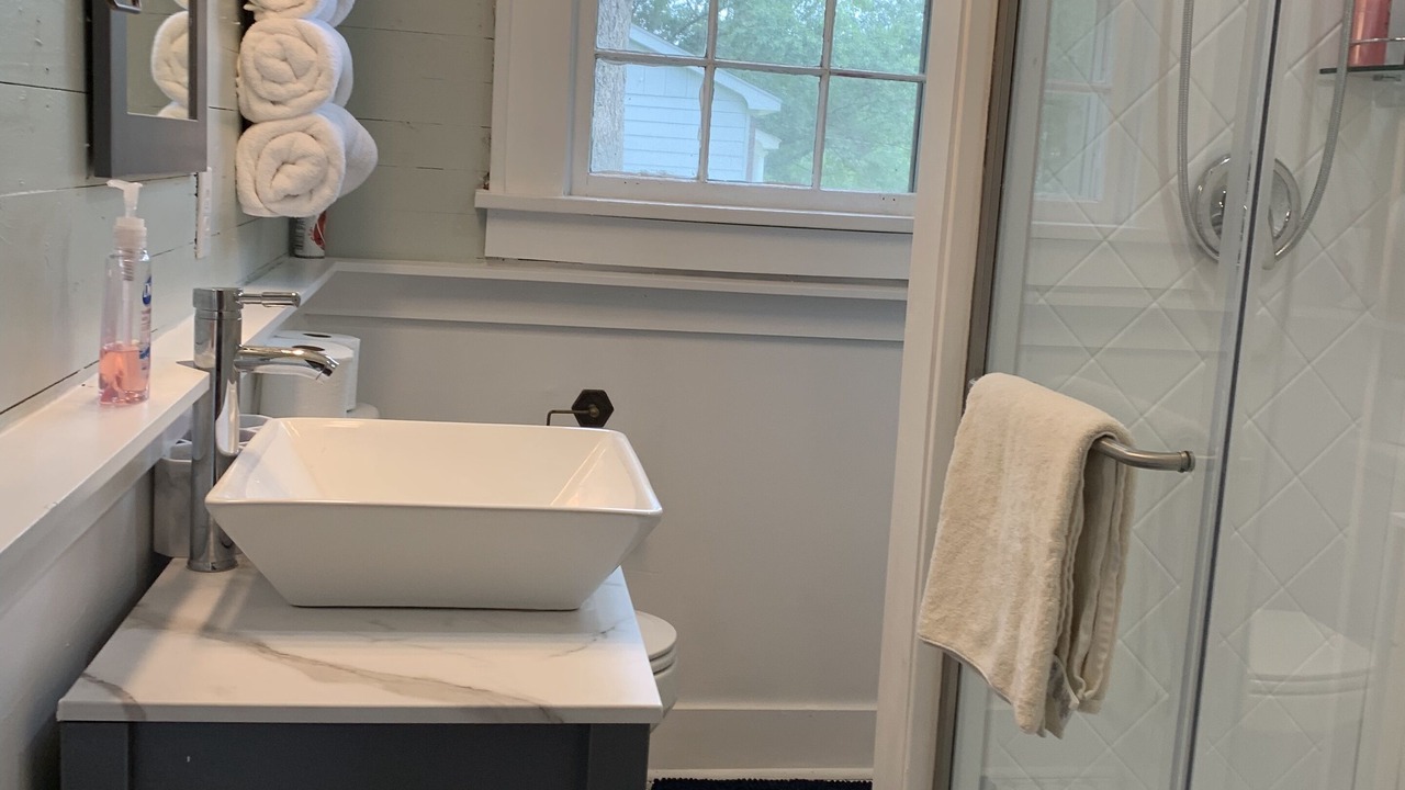 Photo of Bathroom in Sardis