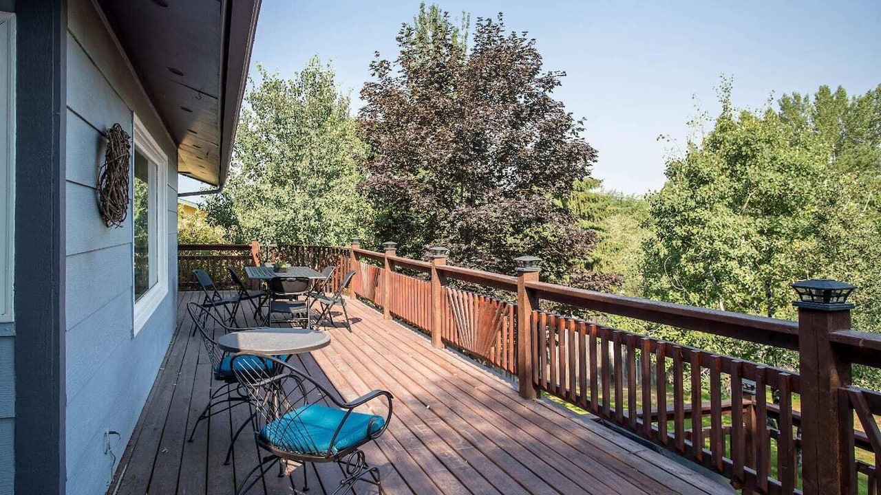 Photo of Outdoor in Moose Can Gully