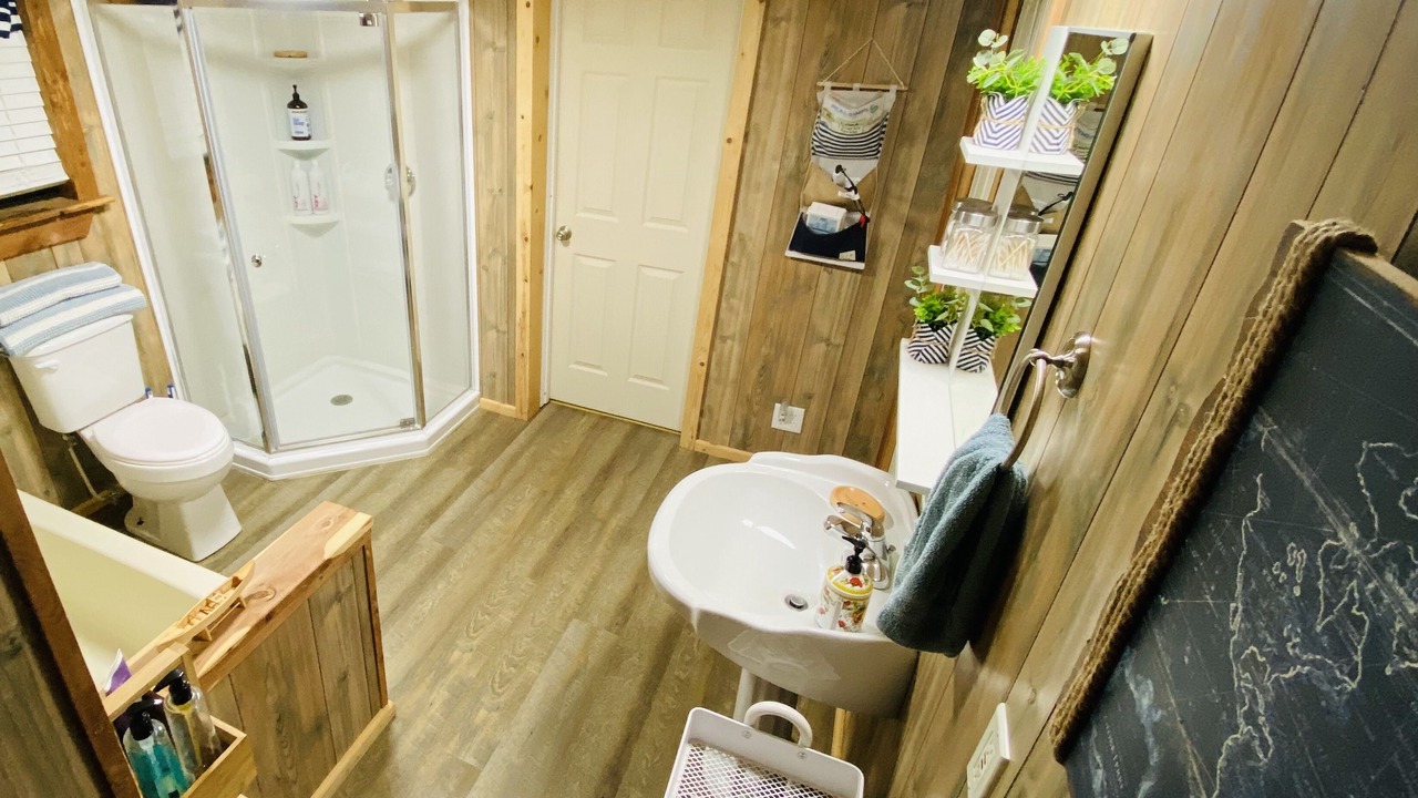 Photo of Bathroom in Jasper
