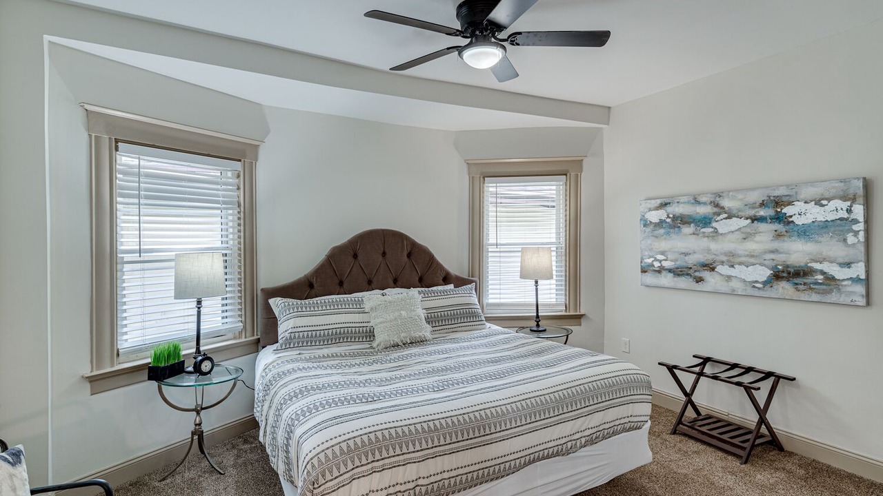 Photo of Bedroom in Mount Auburn