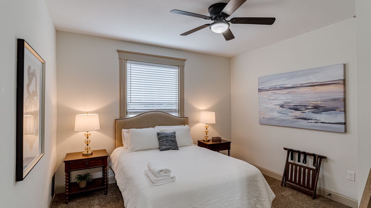 Photo of Bedroom in Mount Auburn
