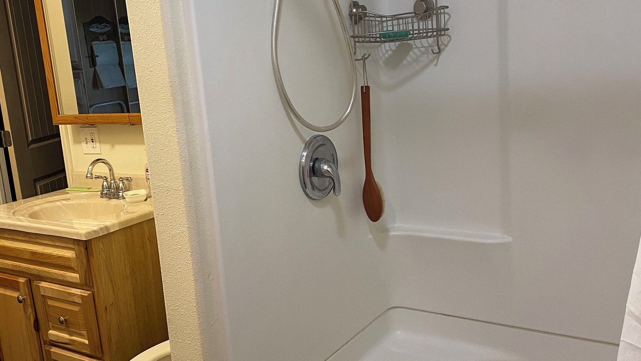 Photo of Bathroom in Cascade