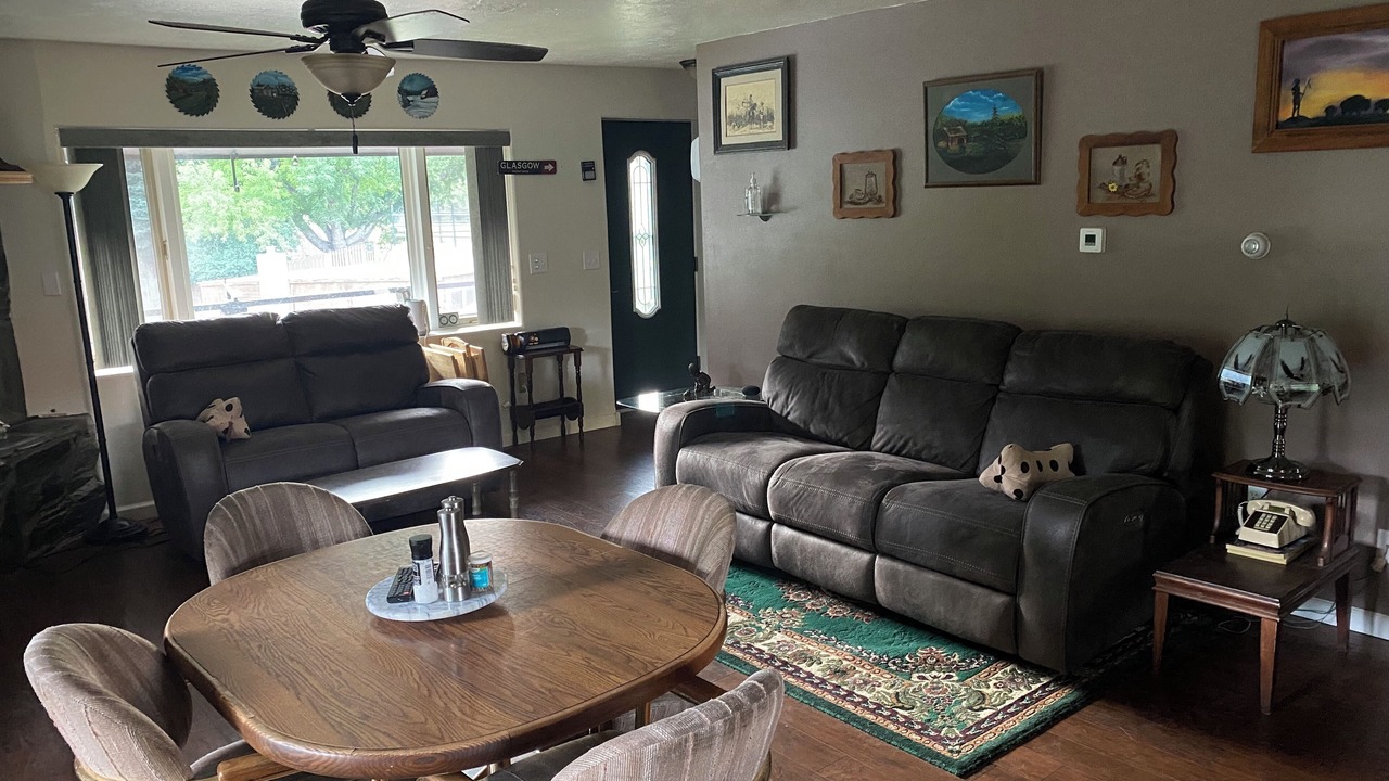 Photo of Livingroom in Cascade