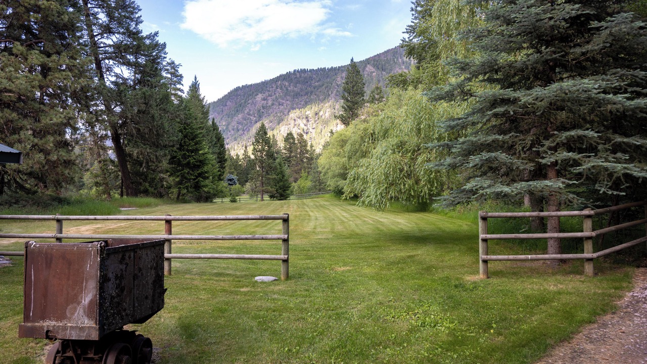 Photo of Outdoor in Clinton