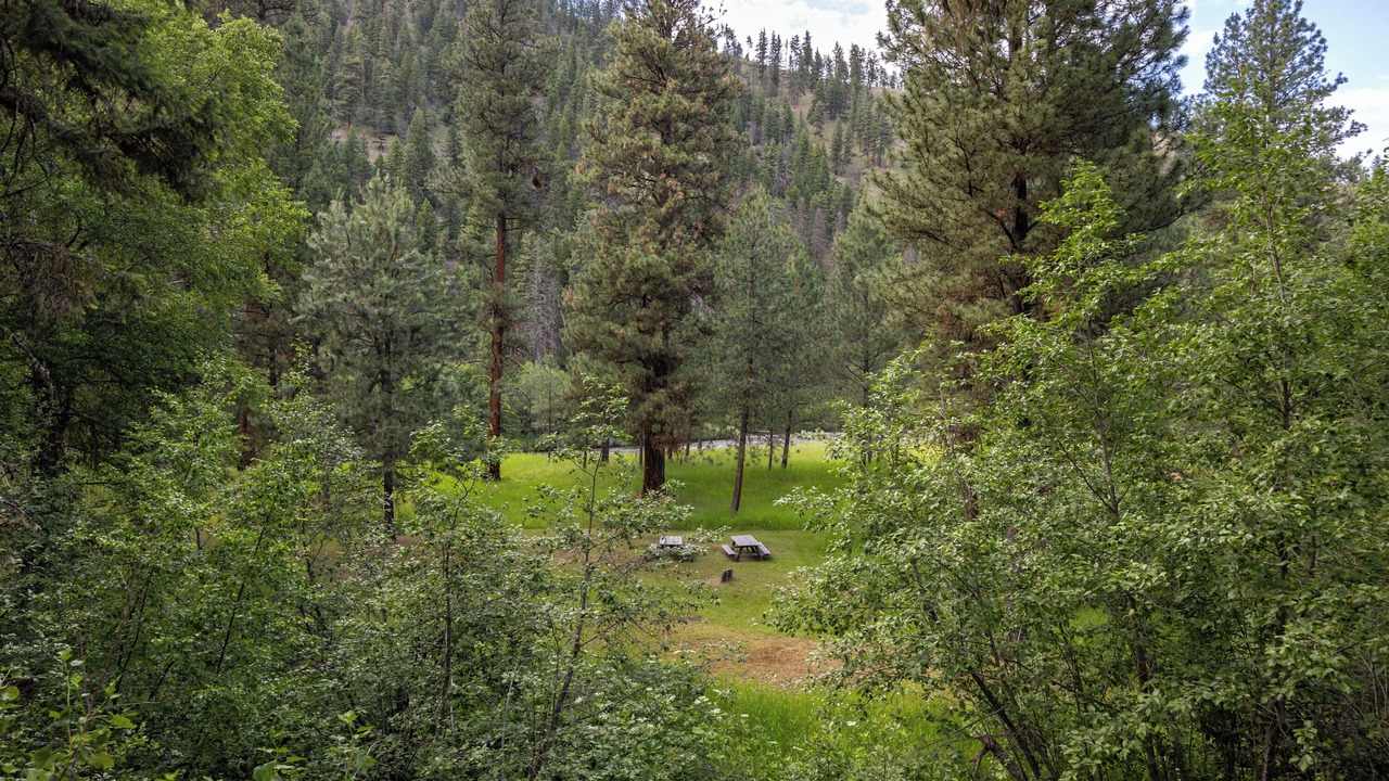 Photo of Outdoor in Clinton