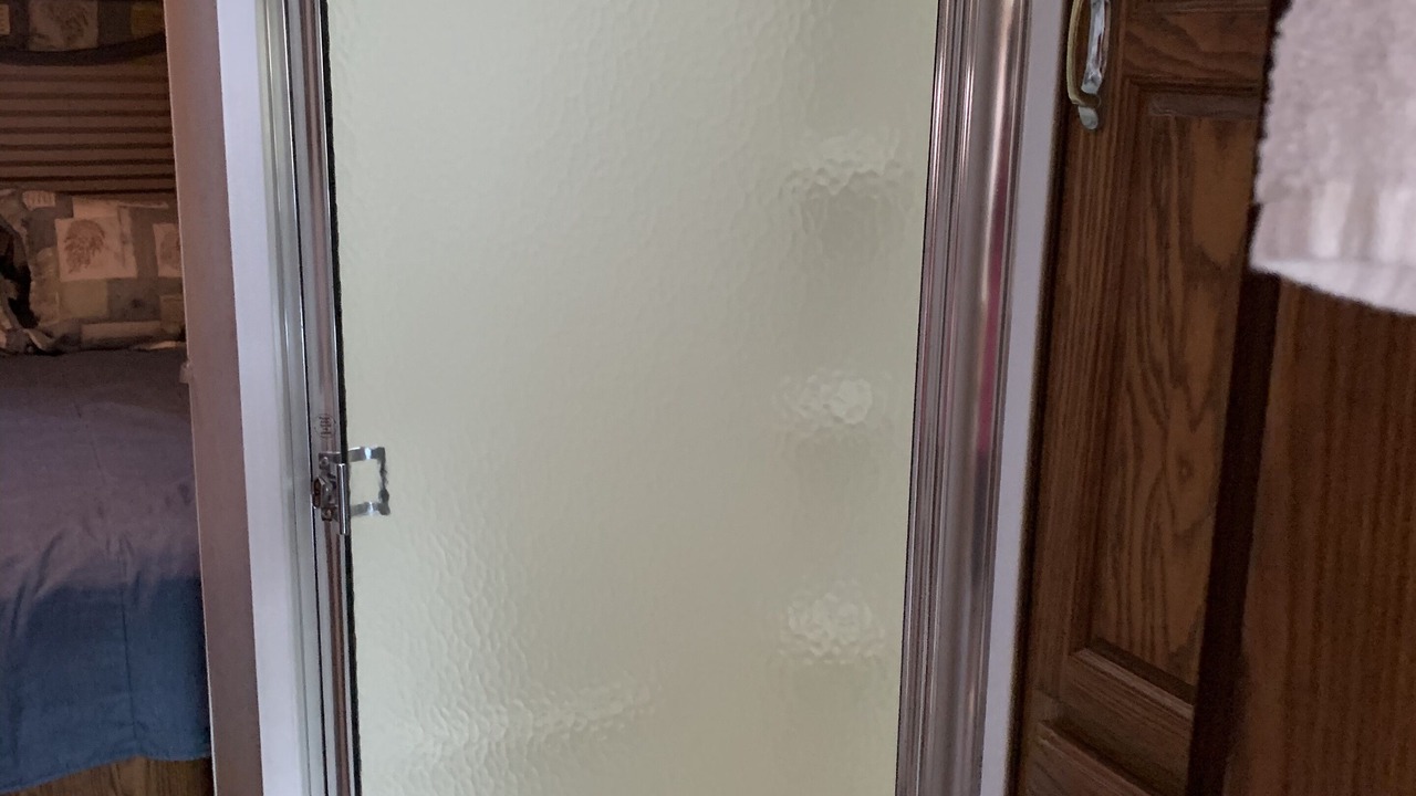 Photo of Bedroom in Lakeside