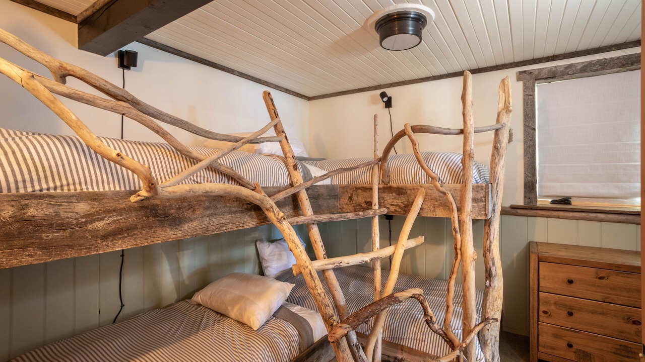 Photo of Bedroom in Woods Bay