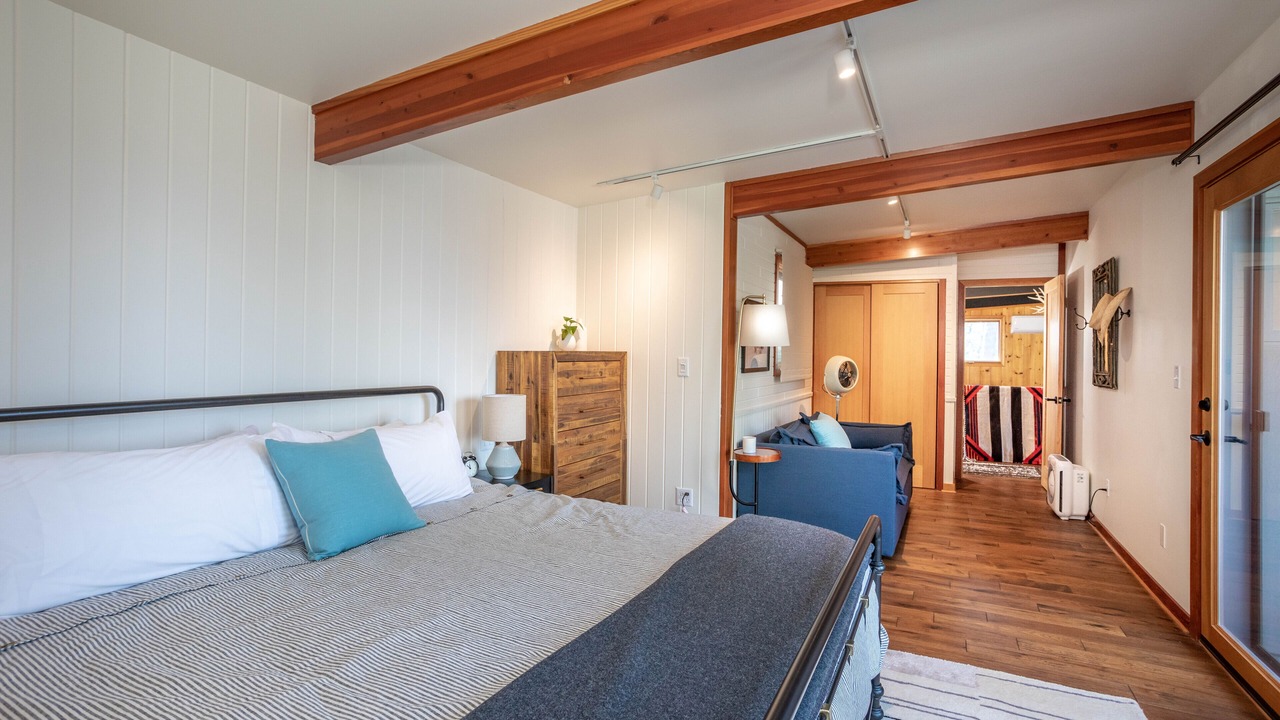 Photo of Bedroom in Woods Bay