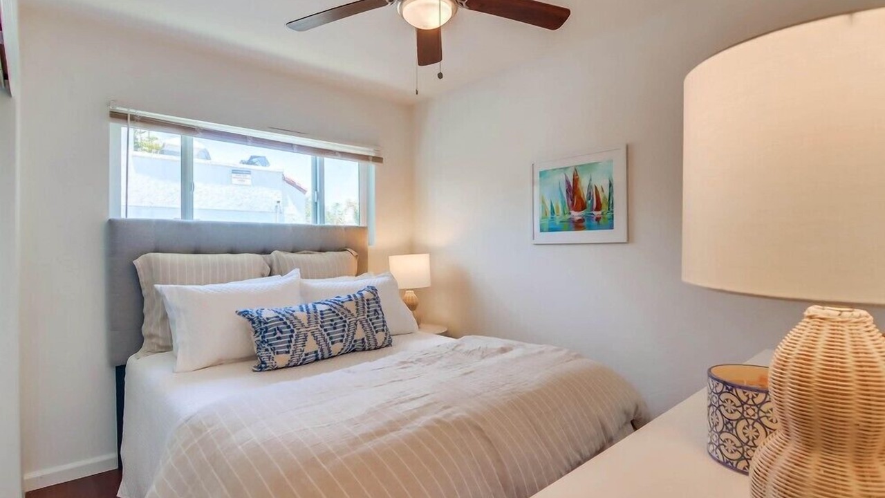 Photo of Bedroom in South Mission Beach
