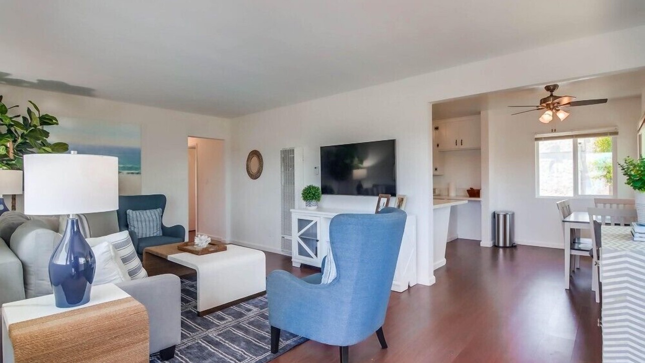 Photo of Livingroom in South Mission Beach