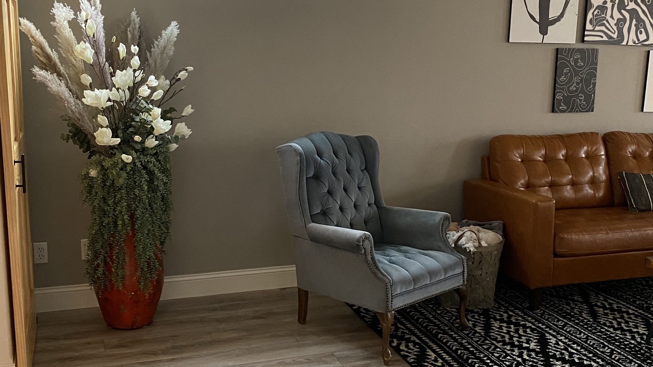 Photo of Livingroom in Four Corners