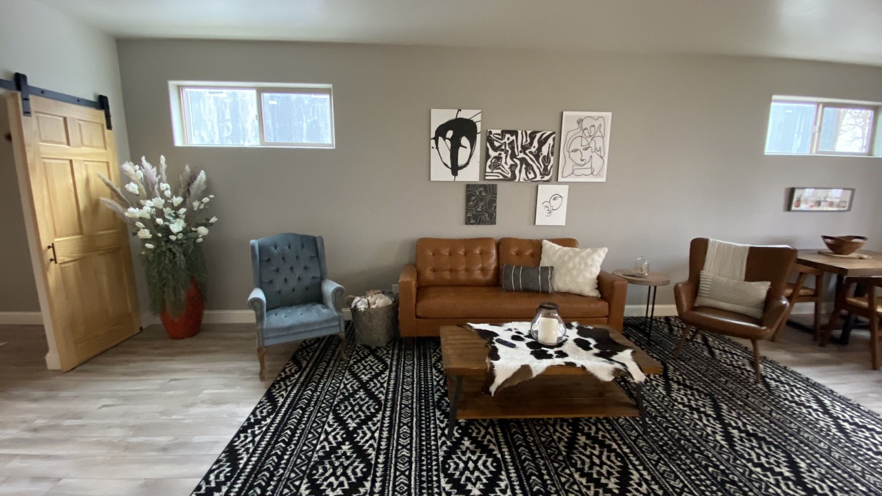 Photo of Livingroom in Four Corners