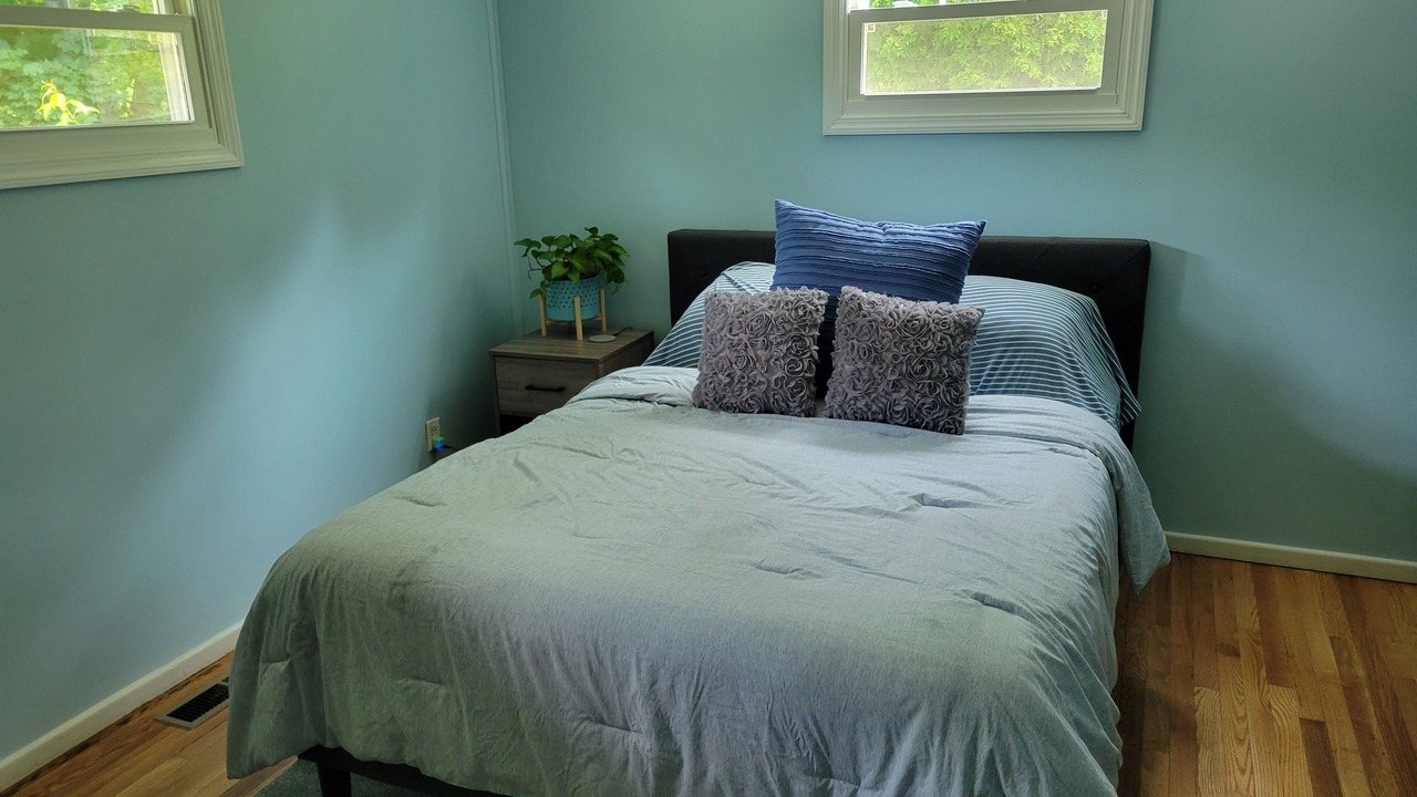 Photo of Bedroom in Boalsburg