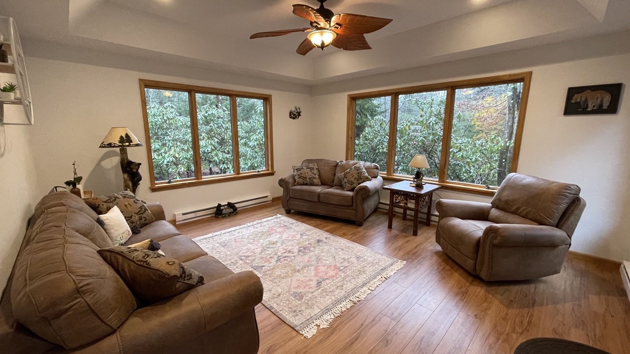 Photo of Bedroom in Pocono Pines