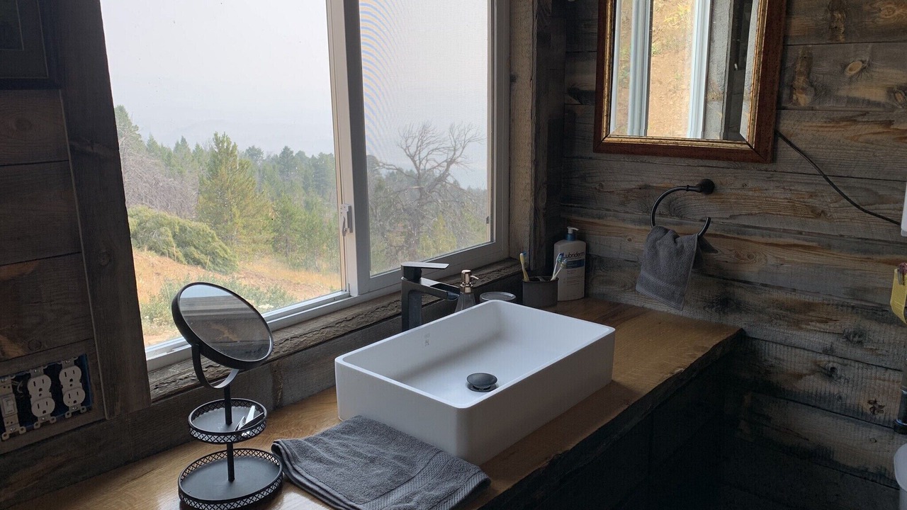 Photo of Bathroom in Dubois