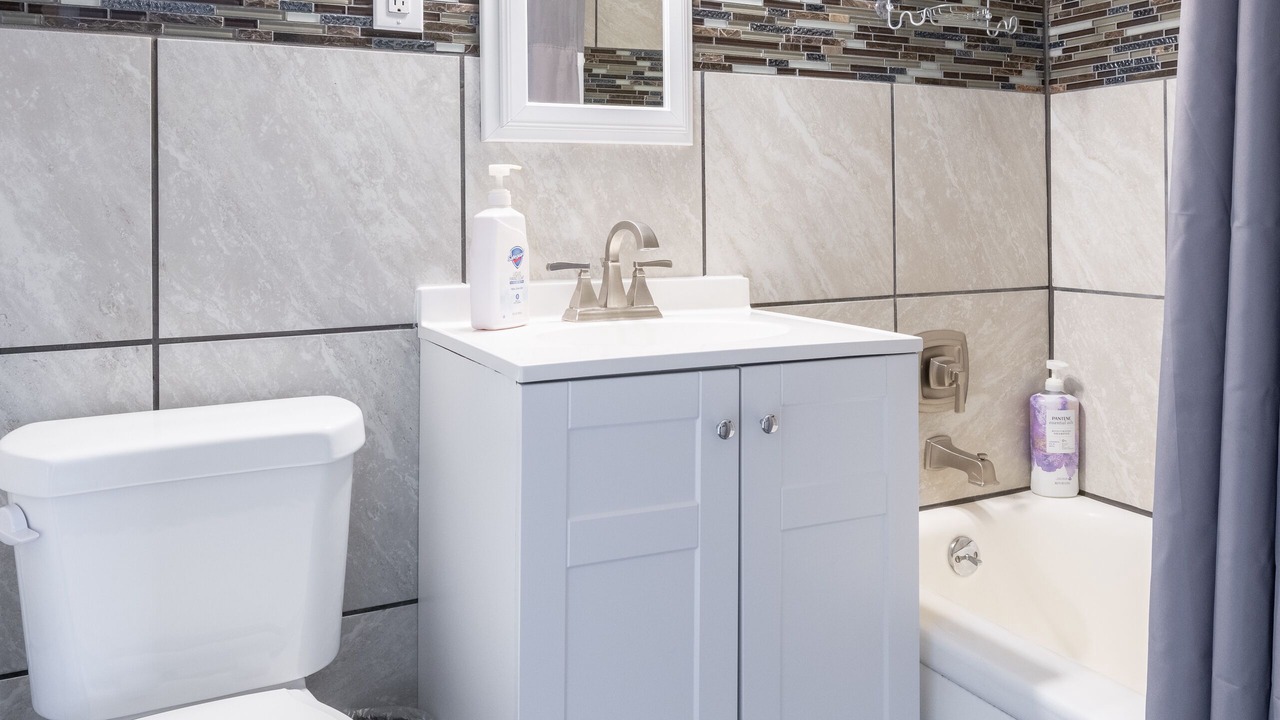 Photo of Bathroom in Fairview Park