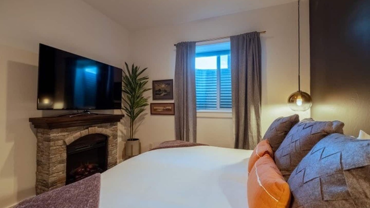Photo of Livingroom in Emigrant