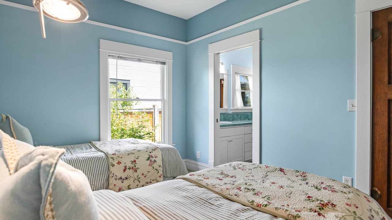 Photo of Bedroom in North End