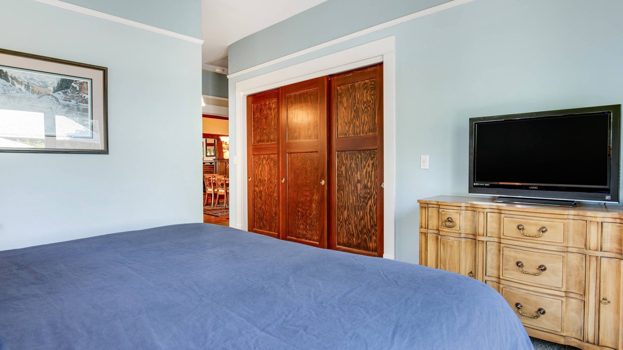 Photo of Bedroom in North End