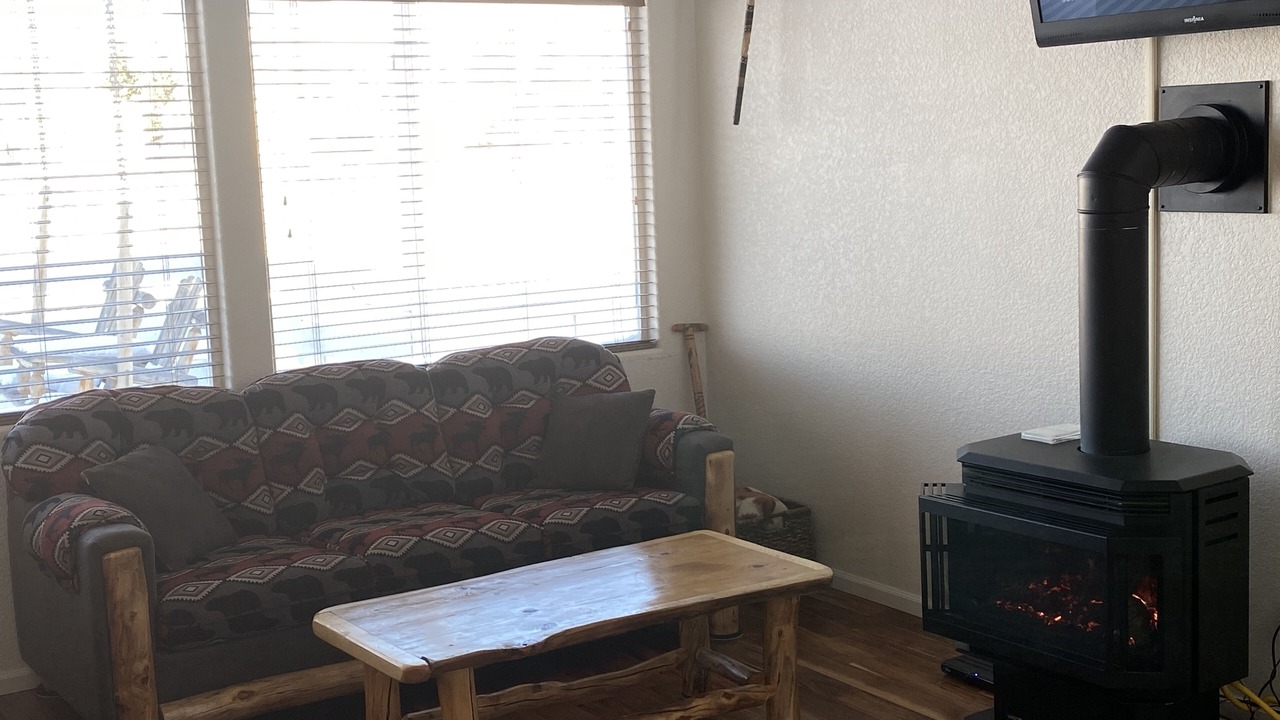 Photo of Livingroom in Casper