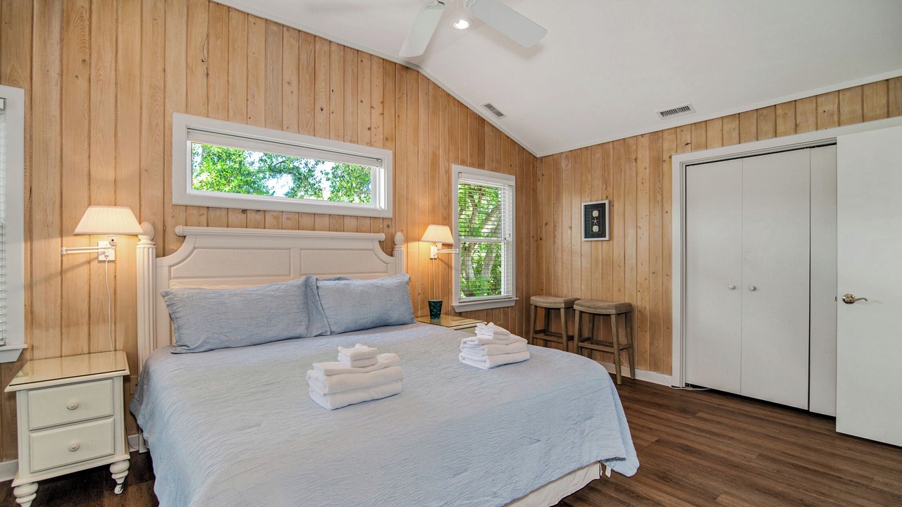 Photo of Bedroom in North Litchfield Beach
