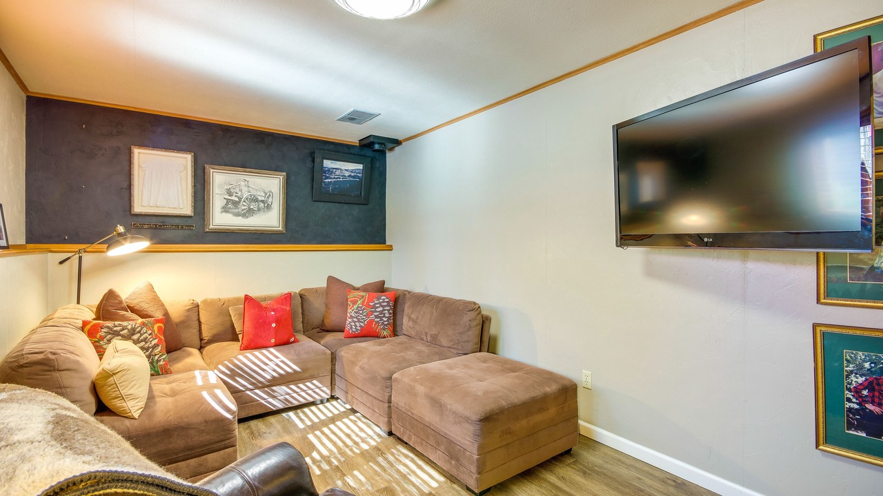 Photo of Livingroom in Red Lodge