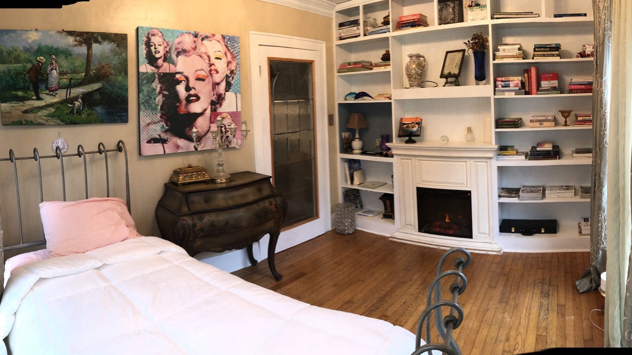 Photo of Bedroom in Mooresville