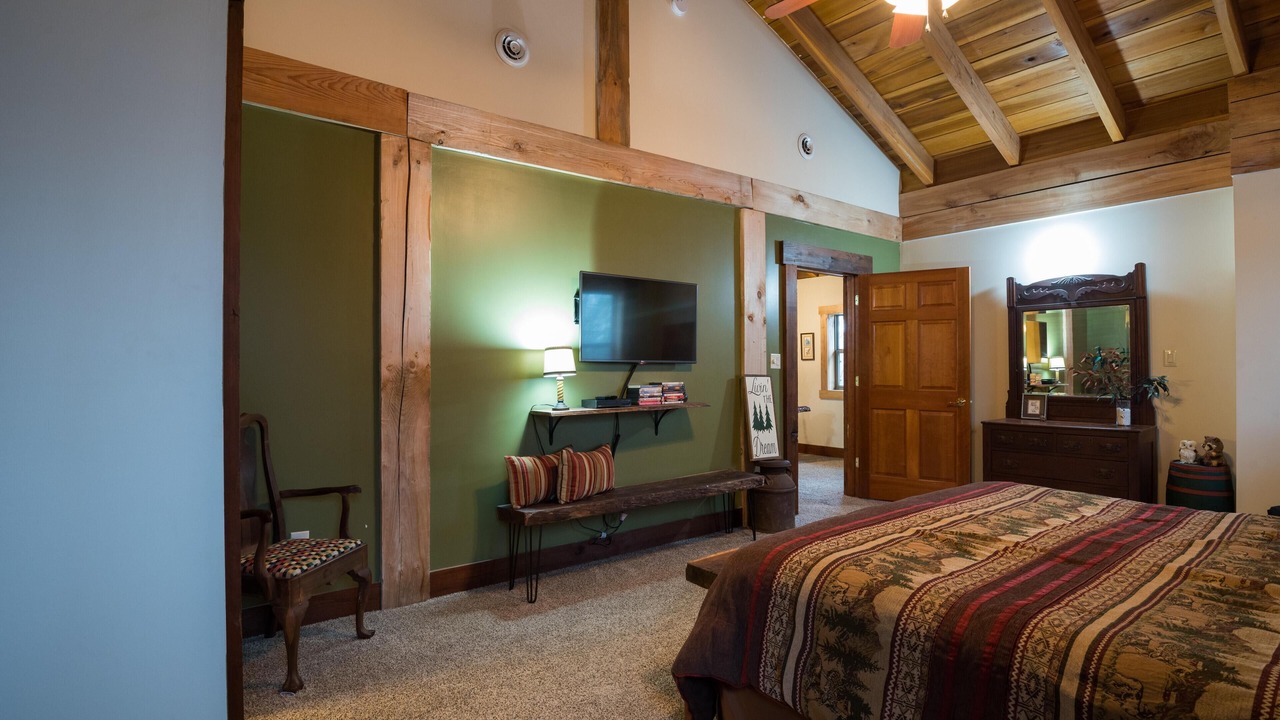 Photo of Bedroom in Gnaw Bone
