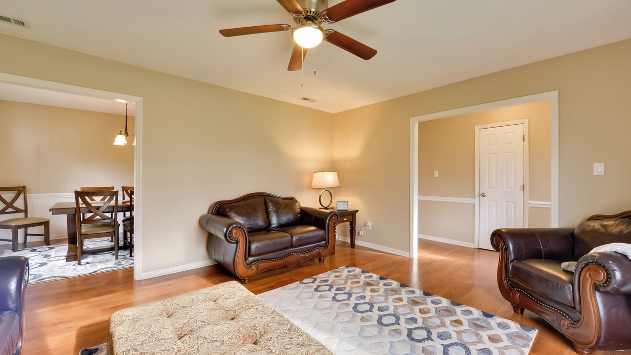Photo of Livingroom in Matthews