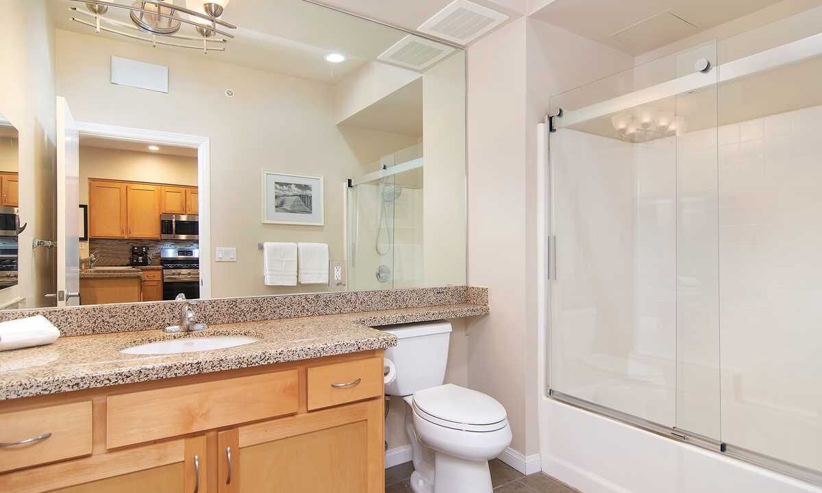 Photo of Bathroom in Pacific Terrace