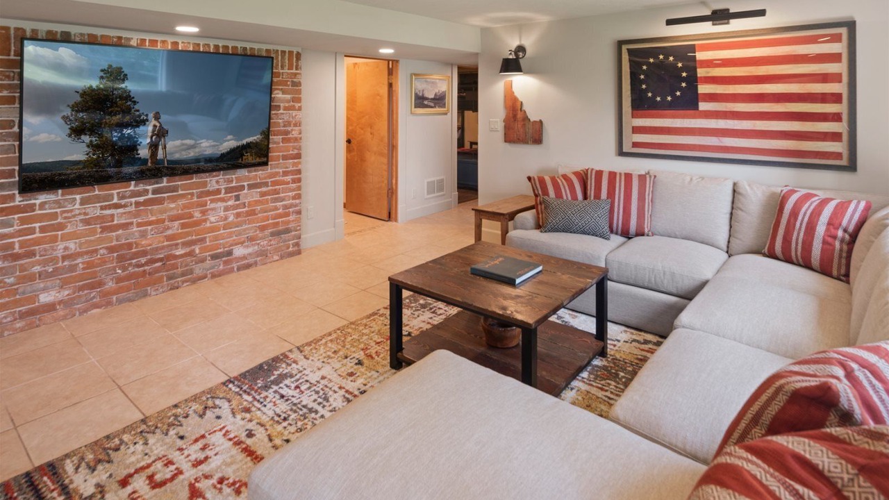 Photo of Bedroom in Ponder Point