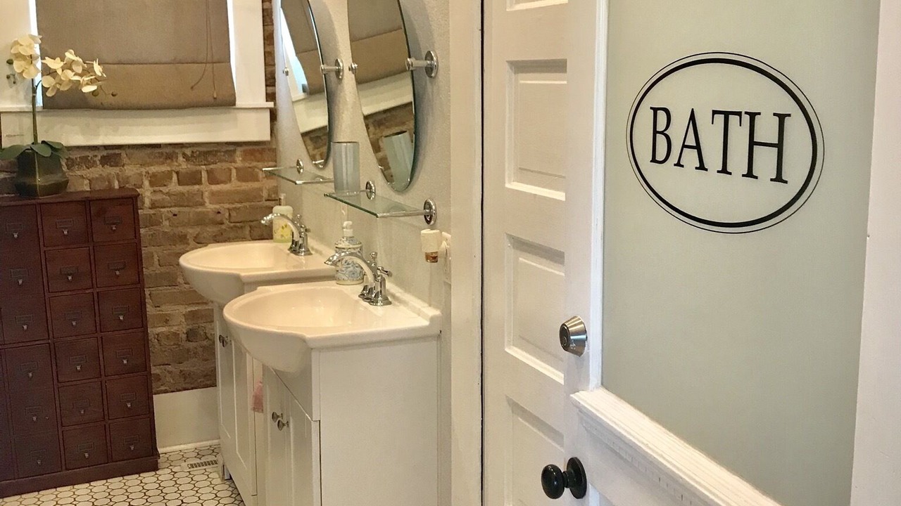Photo of Bathroom in Siloam Springs