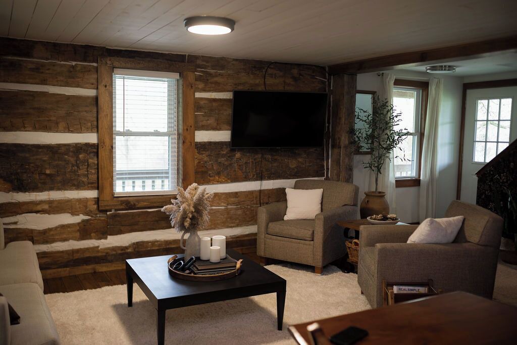 Photo of Livingroom in Goshen