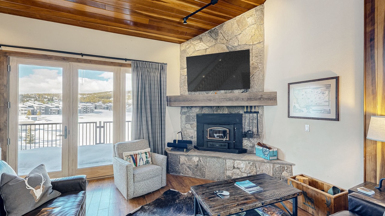 Photo of Livingroom in Big Horn