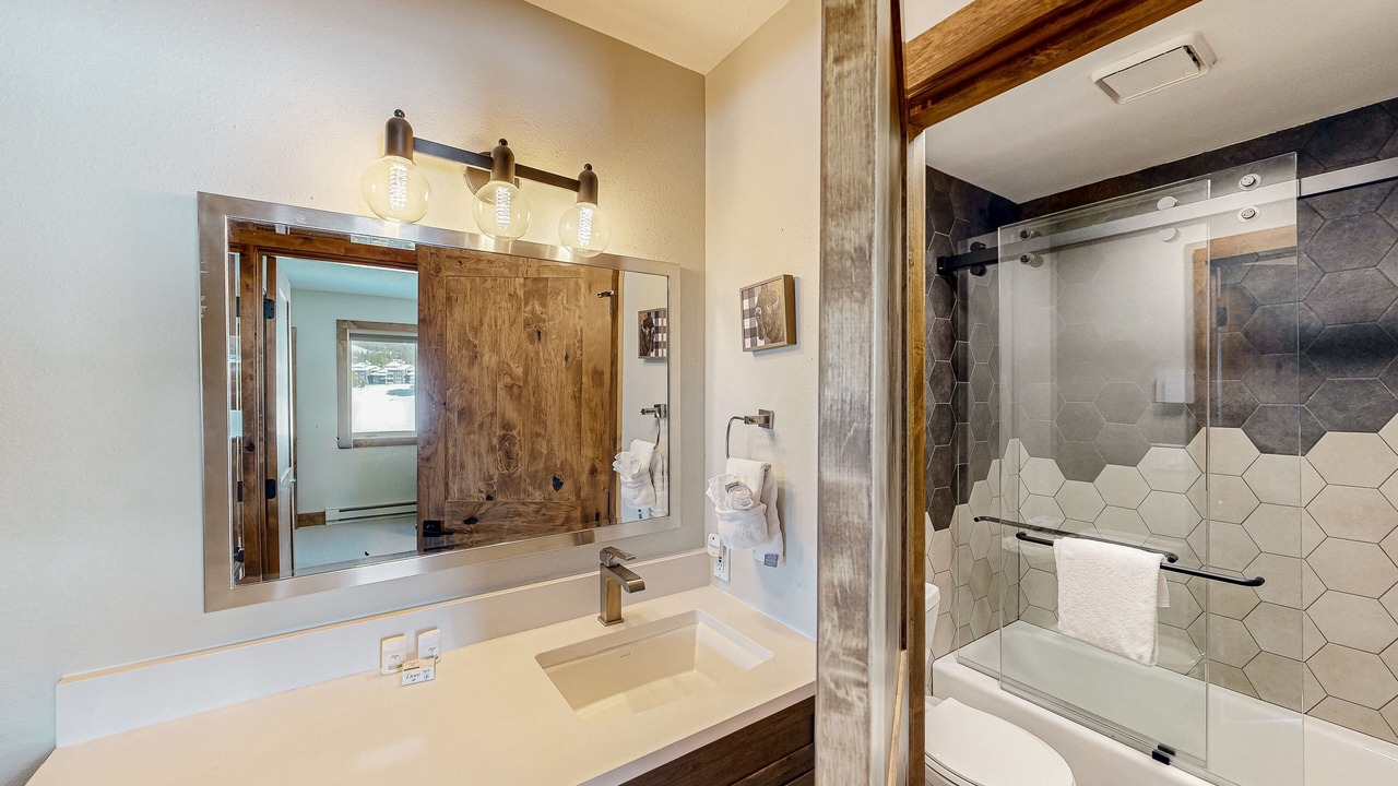 Photo of Bathroom in Big Horn