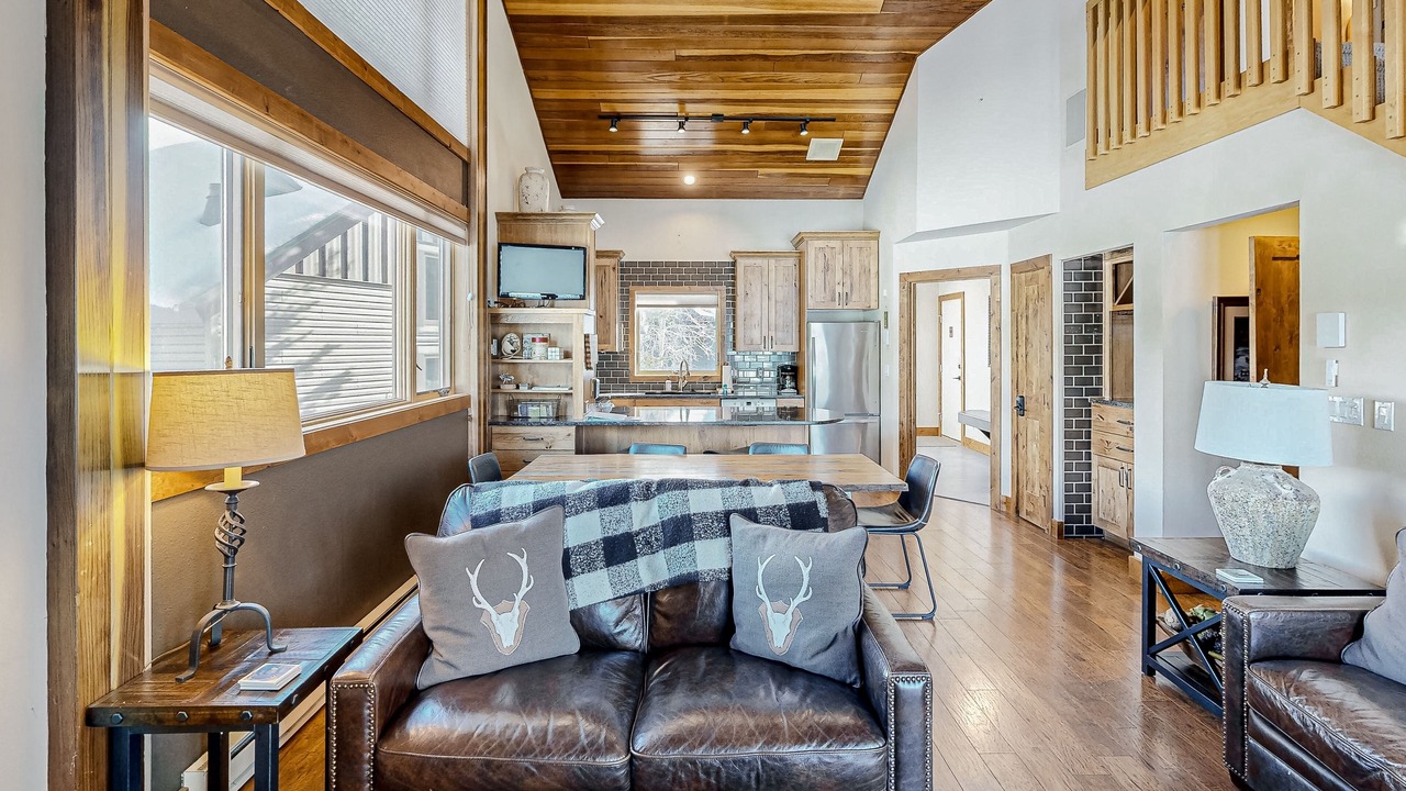 Photo of Livingroom in Big Horn