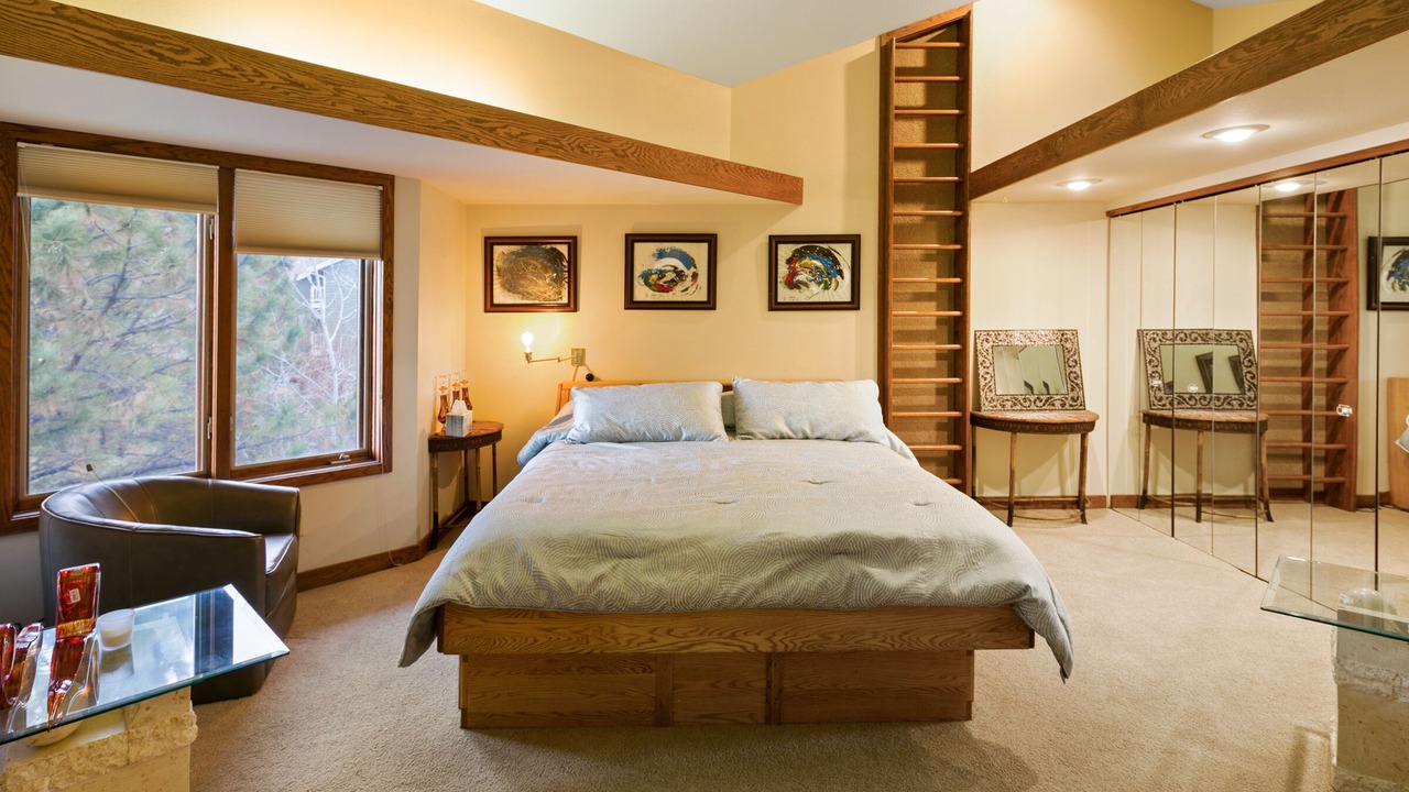 Photo of Bedroom in Billings