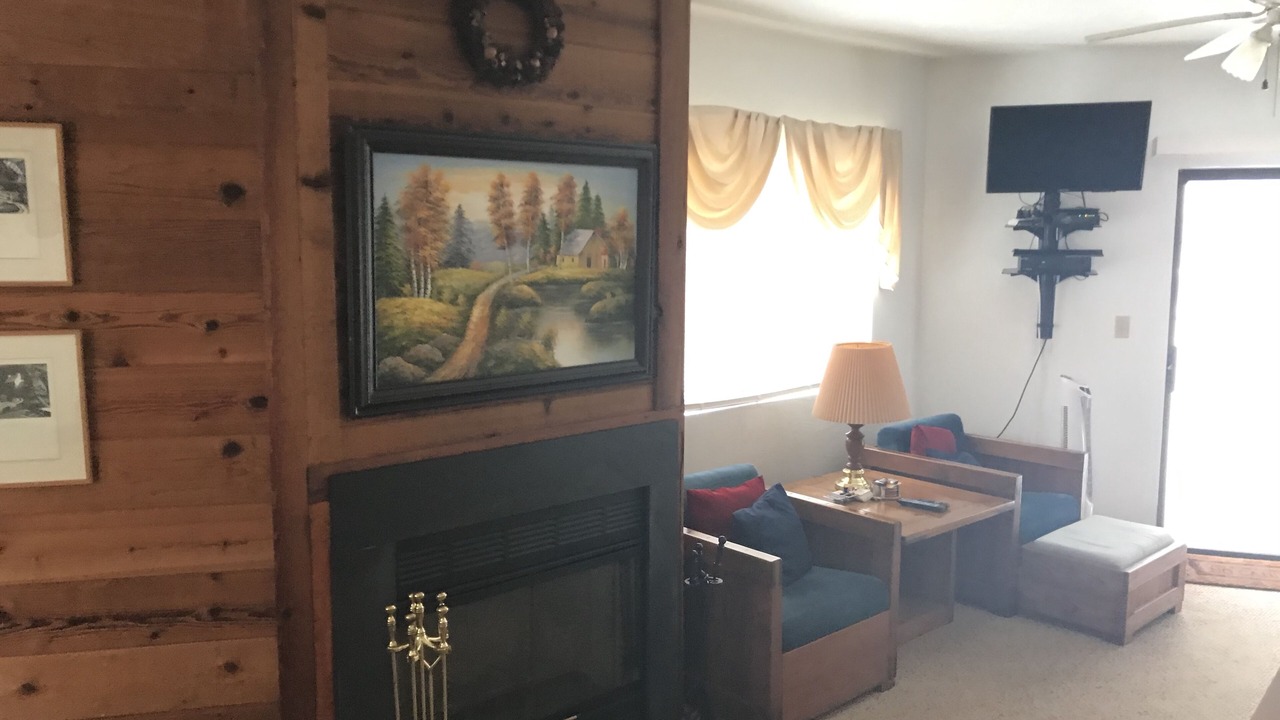 Photo of Livingroom in Hidden Valley