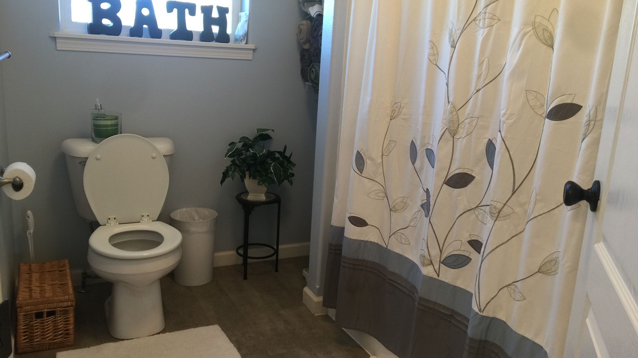 Photo of Bathroom in Byron