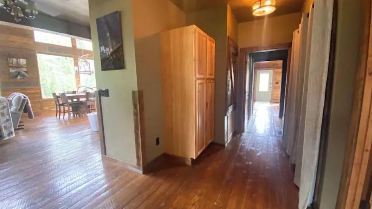 Photo of Bedroom in Cobalt