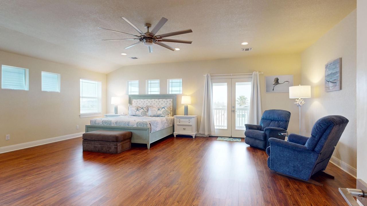 Photo of Bedroom in Safe Harbor