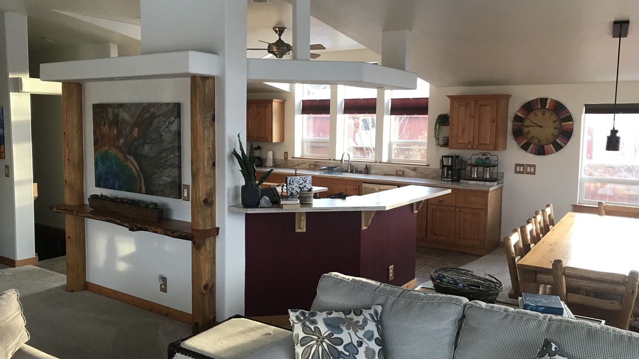 Photo of Livingroom in Gardiner